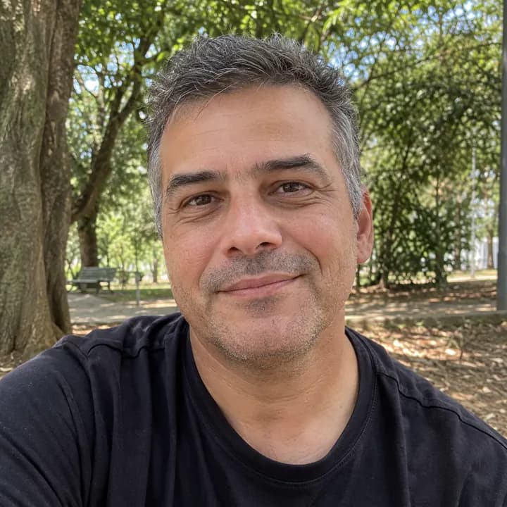 Retrato ilustrativo de Márcio F.